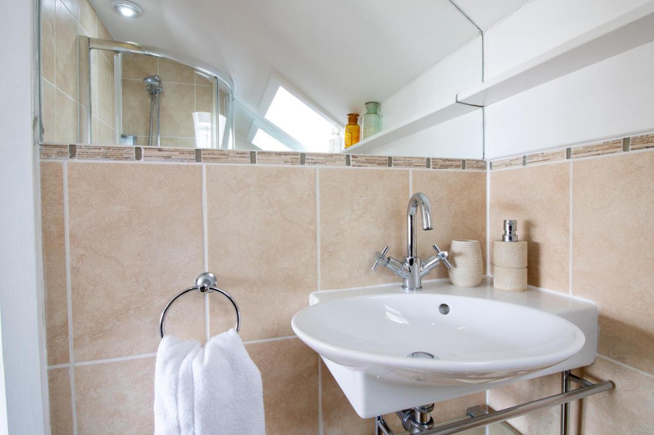 Cormorant- Sea View, Couples Retreat Villa Brixham Buitenkant foto
